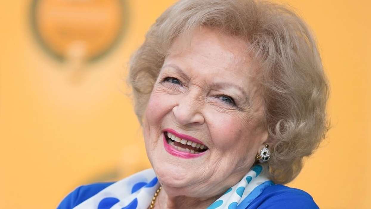 Saying Goodbye: Celebrity Memories of Betty White