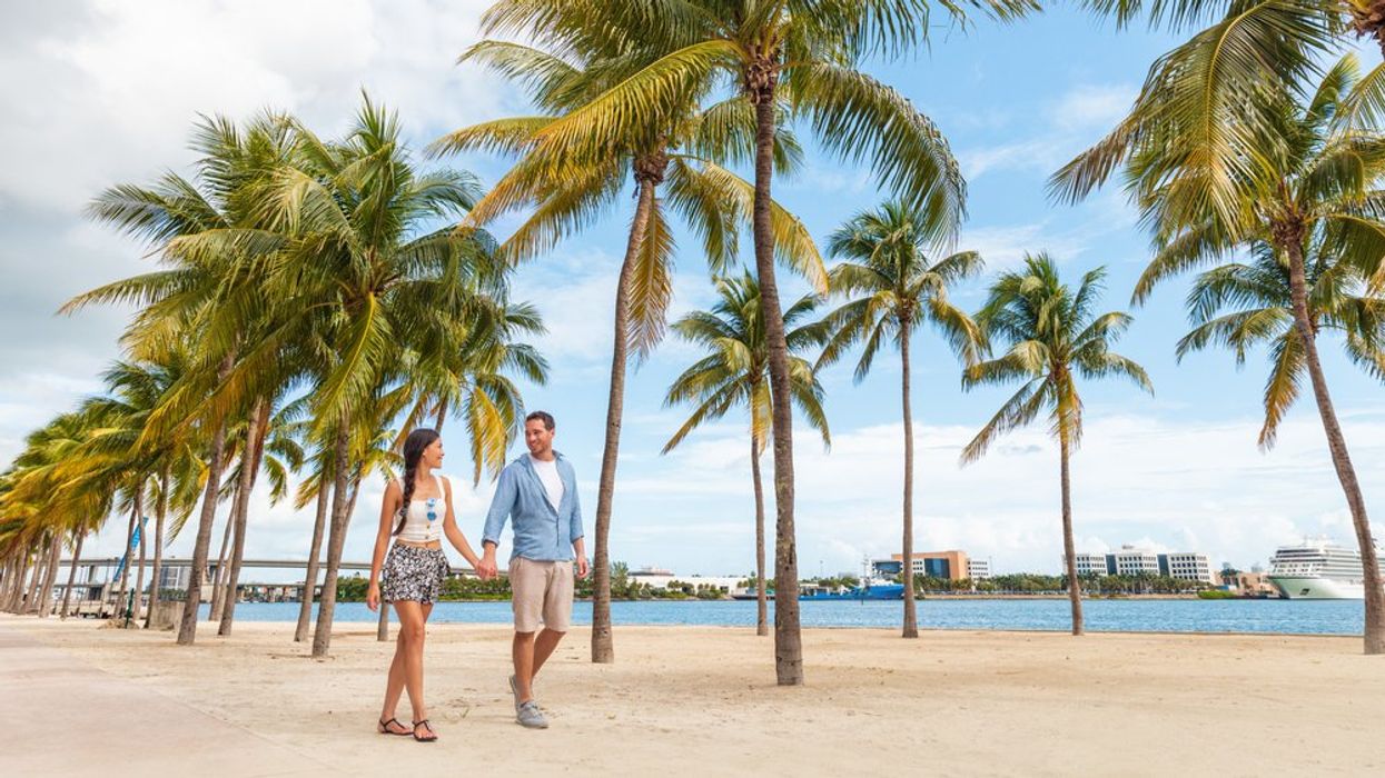 Chinese Citizens Sue Florida Over Law Banning Them From Owning Property