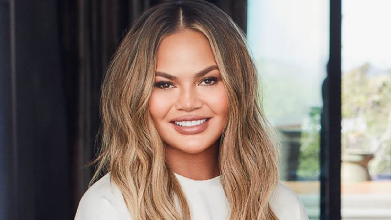 Chrissy Teigen Returns to Twitter
