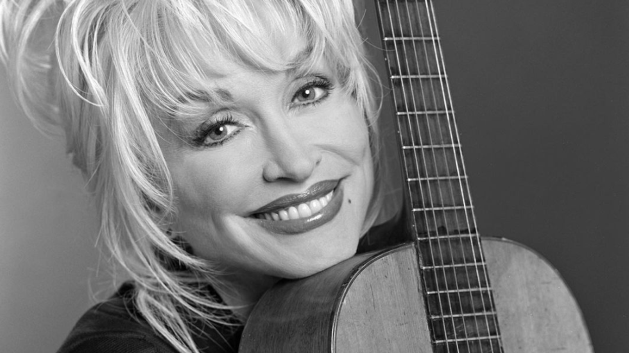Dolly Parton Donated $1 Million to the Moderna Coronavirus Vaccine Research Fund