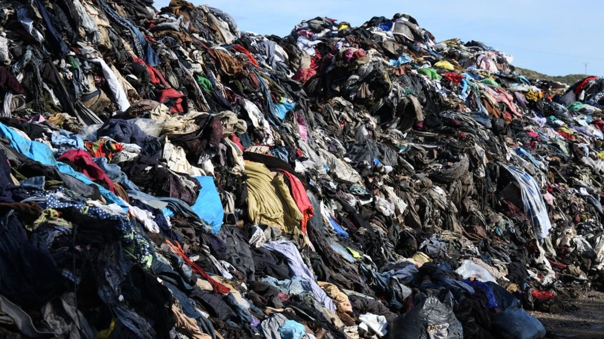 Fast fashion waste
