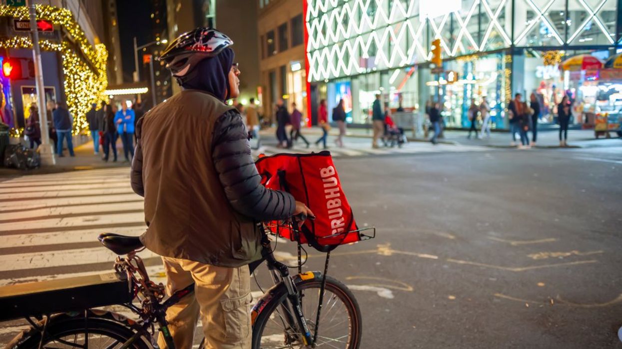 Grubhub and Uber Eats Drivers Win Minimum Wage Battle in New York City