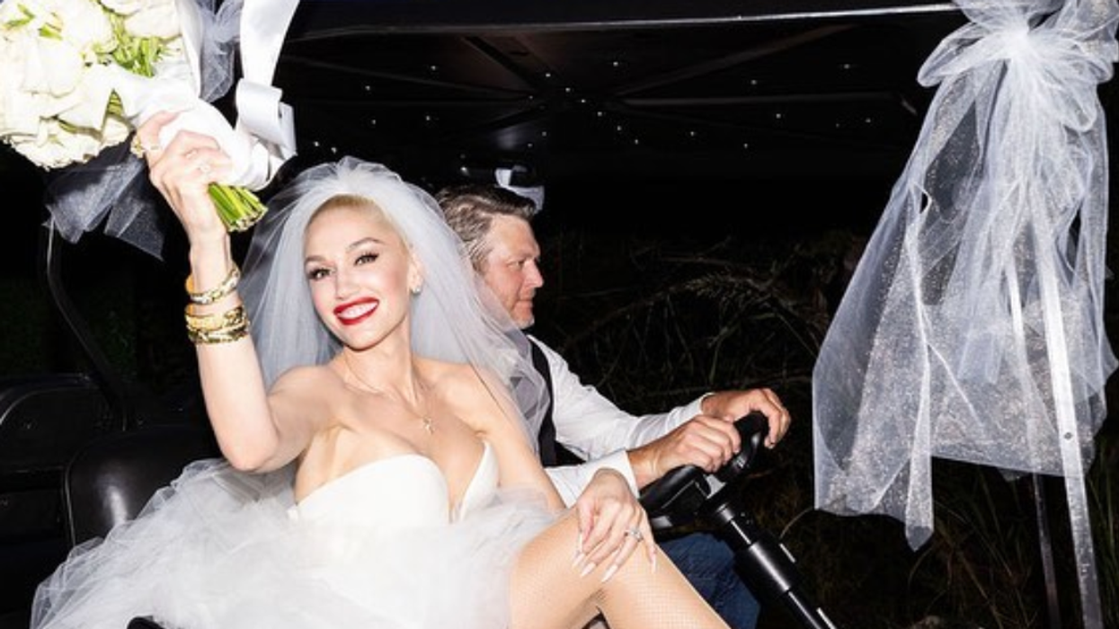 Gwen Stefani & Blake Shelton Tie The Knot On Oklahoma Ranch