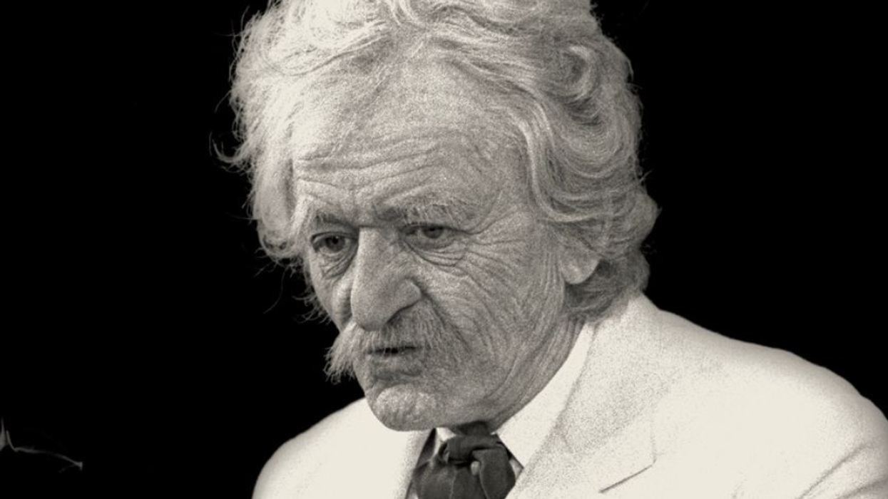 Hal Holbrook, Emmy and Tony Award Winning Actor, Passes Away At 95