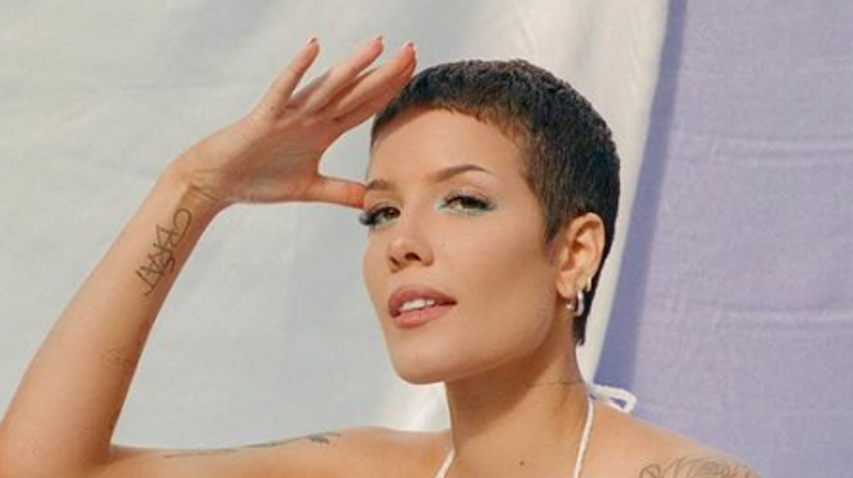 Halsey Reveals Pregnancy With Instagram Photo of Her Baby Bump