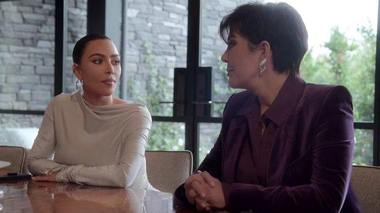 The Kardashians Faked a Family Meeting for Their Hulu Show!?