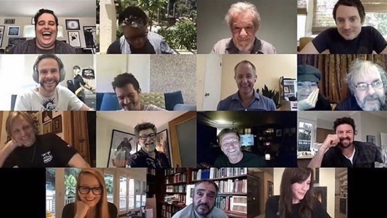 Josh Gad Reunites 'Lord Of The Rings' Cast Nearly Two Decades Later