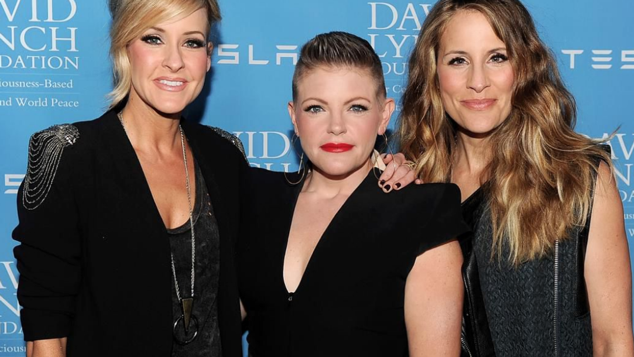 The Dixie Chicks Change Name To 'The Chicks'