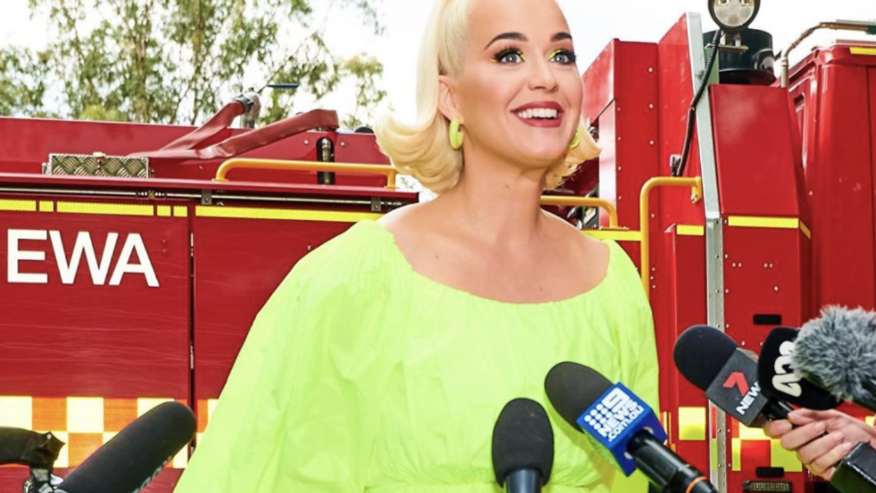 Katy Perry Asks Friend Jennifer Aniston To Be Her Baby's Godmother