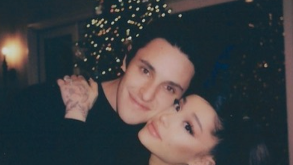 Ariana Grande Marries Dalton Gomez In Private Ceremony
