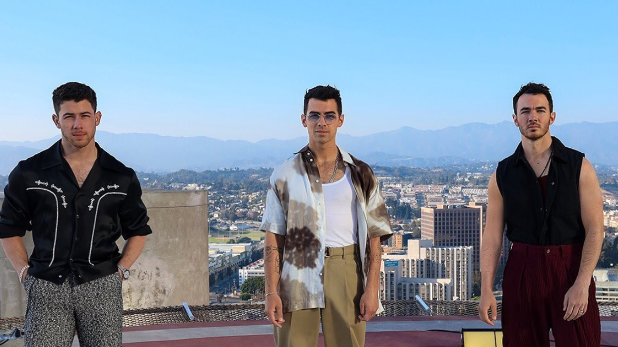 The Jonas Brothers Close Out The Tokyo Olympic Games With Olympic Version Of Their Song 'Remember This'