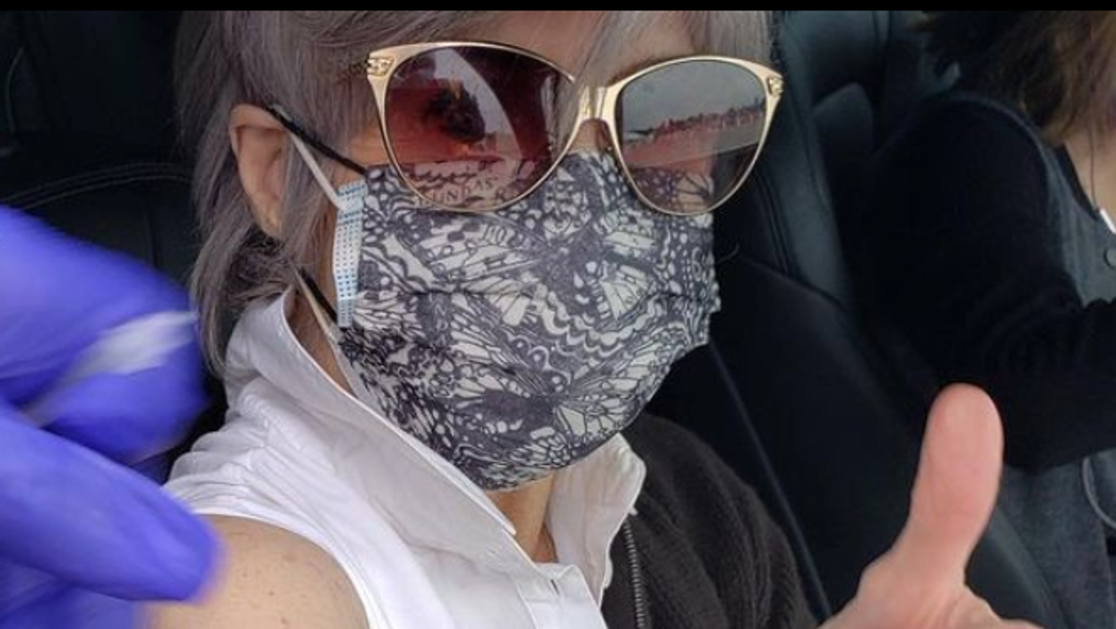 Celebrities That Already Got The Vaccine For COVID-19