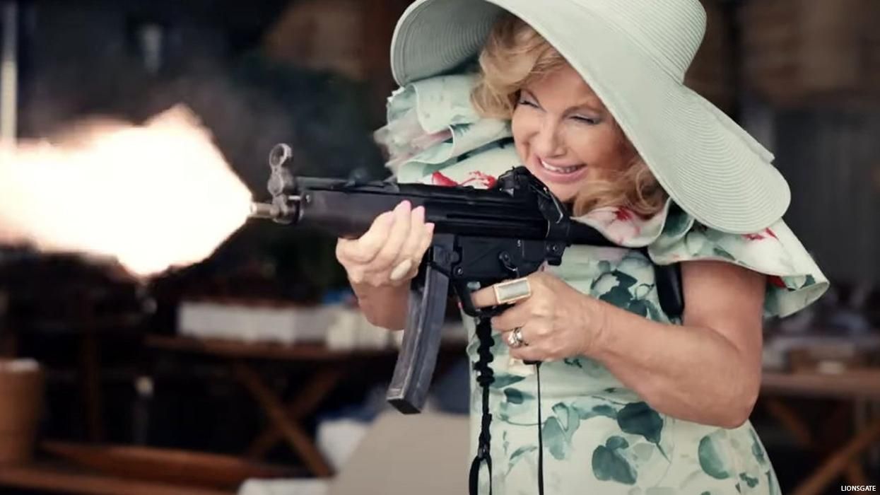 Jennifer Coolidge in Shoutgun Wedding