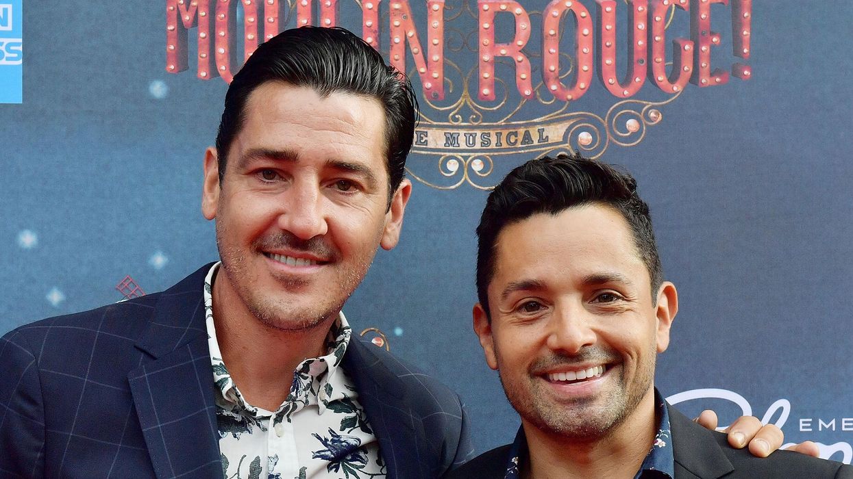Jonathan Knight (L) and Harley Rodriguez