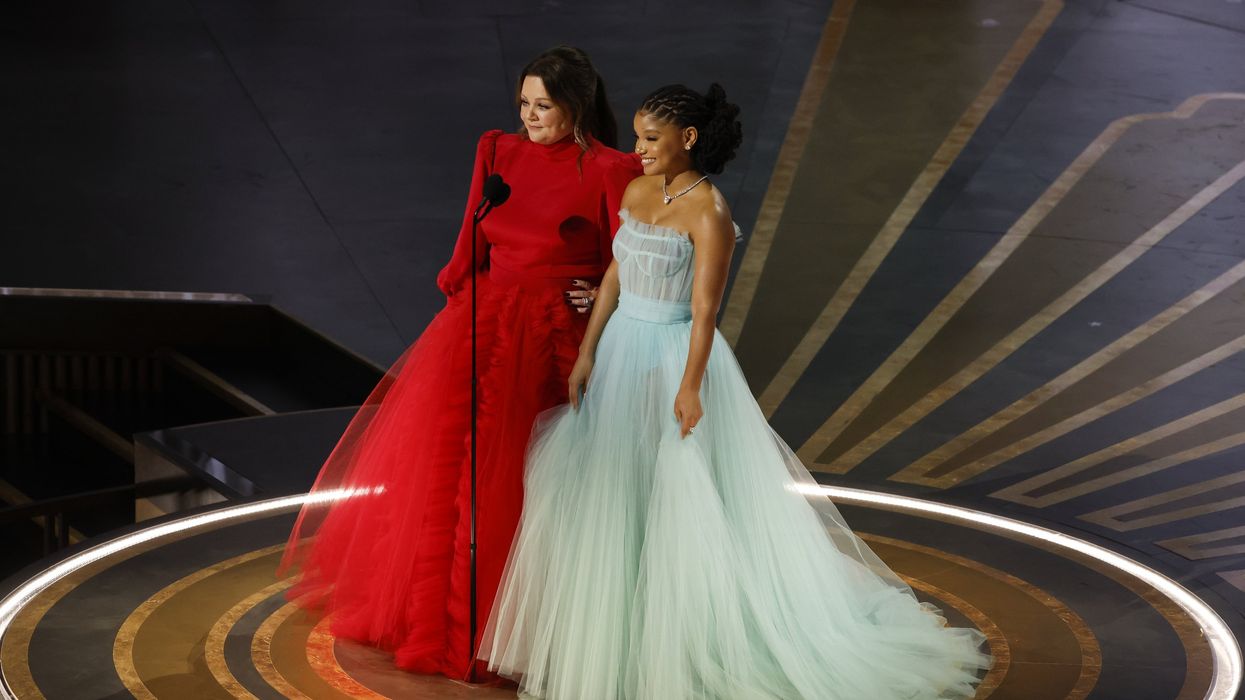 (L-R) Melissa McCarthy & Halle Bailey
