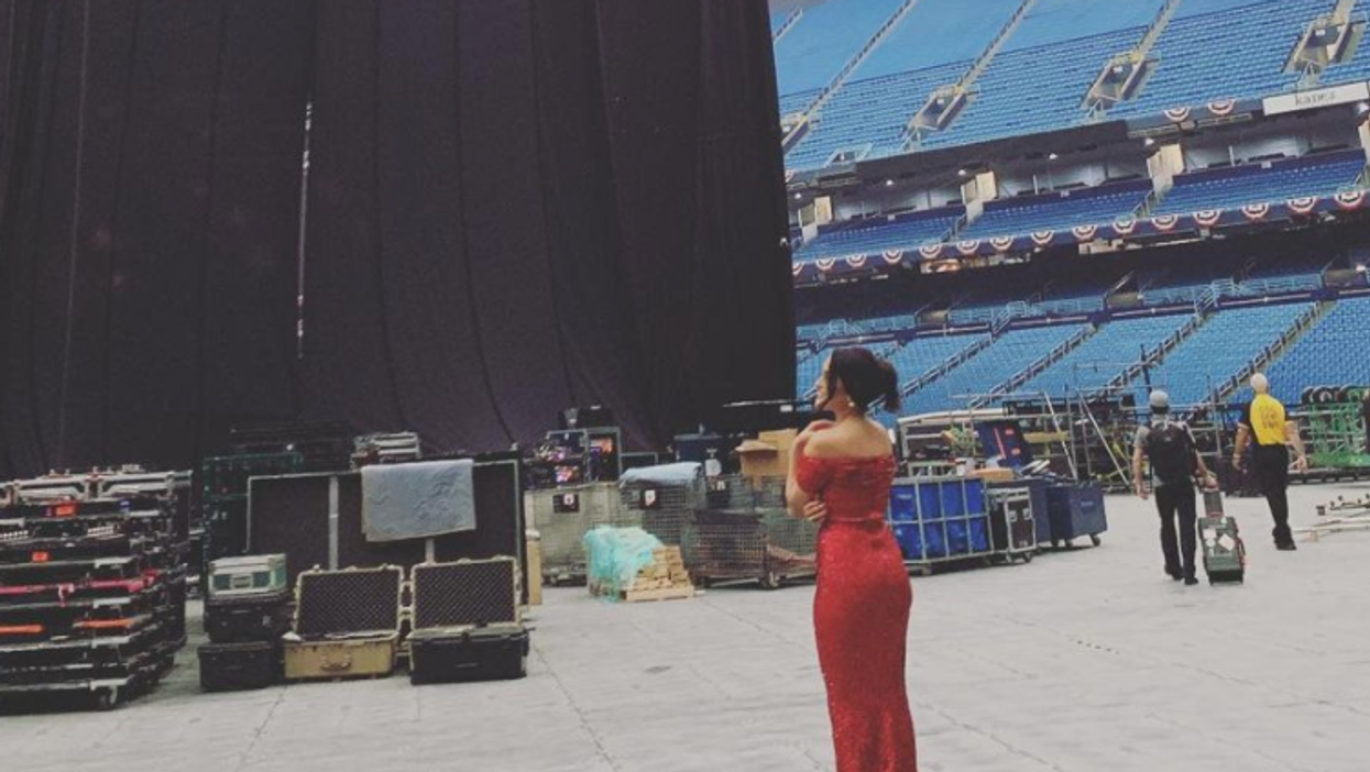 Nikki & Brie Bella Are Officially In The WWE Hall Of Fame!