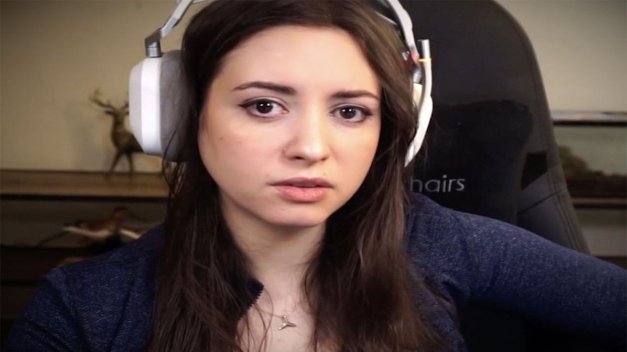 NOT FOR CARD Twitch streamer "Sweet Anita"