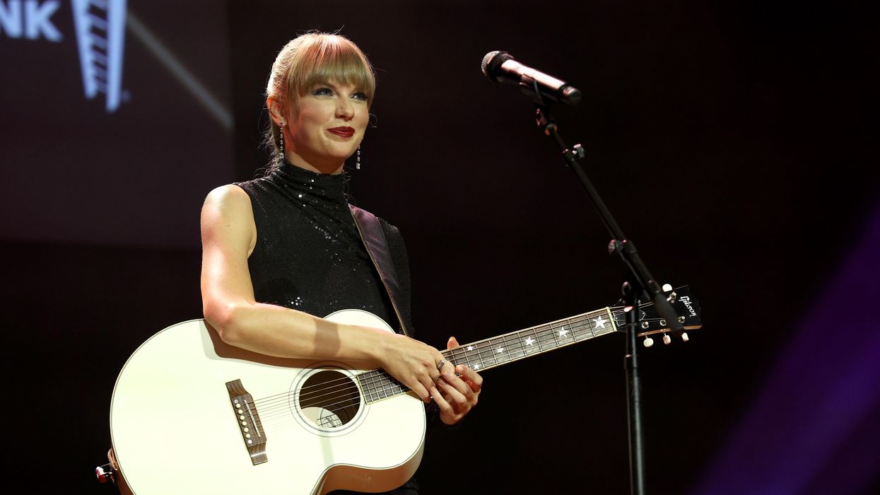 Taylor Swift performs on stage